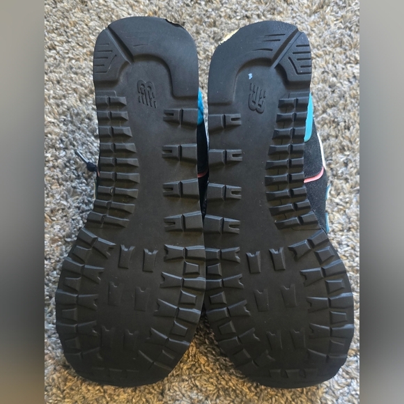 New Balance 574 Black Vibrant Sky Pink Womens Size 7 - Picture 8 of 8